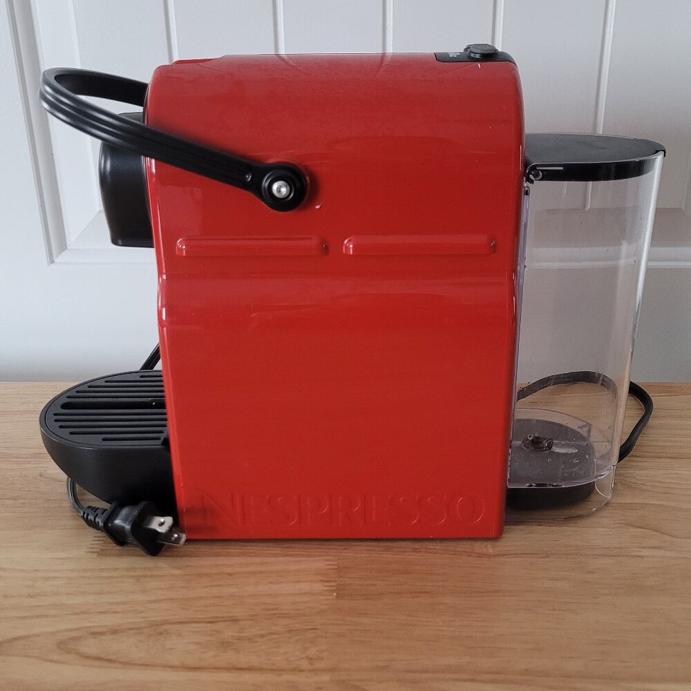 Nespresso Inissia Red Coffee Machine by Breville
